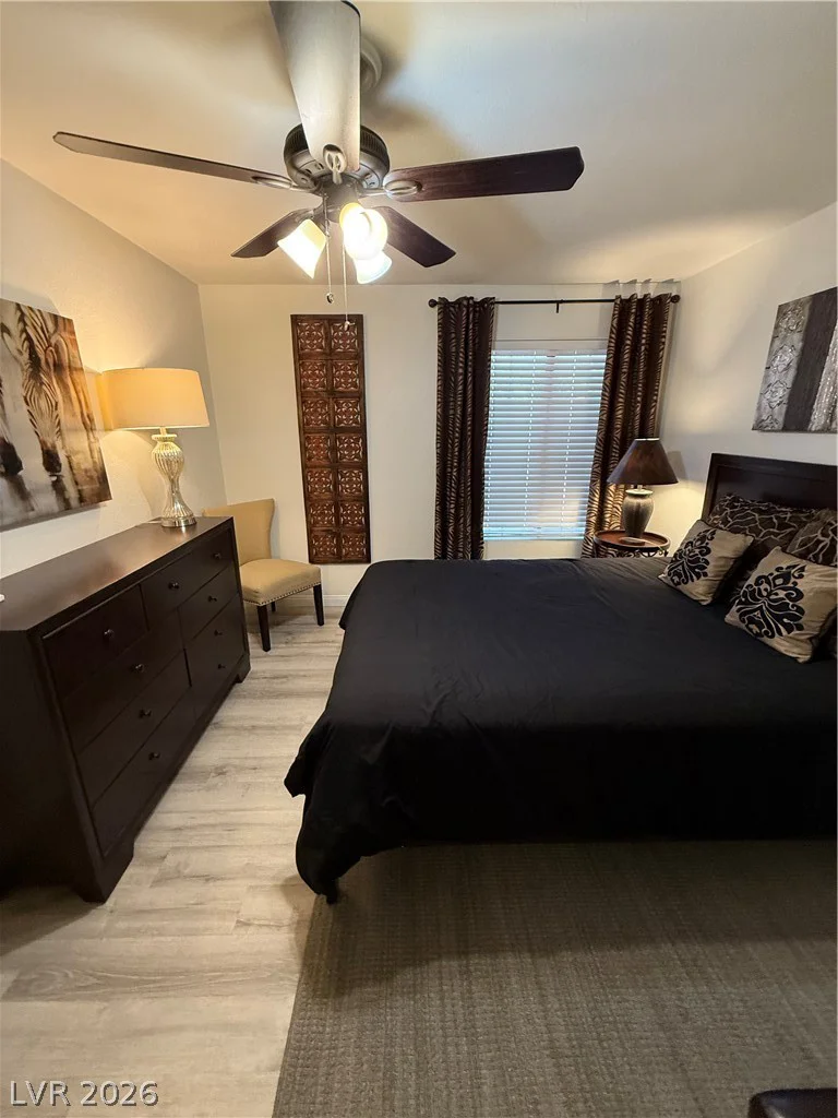 2200 FORT APACHE, Las Vegas, NV 89117