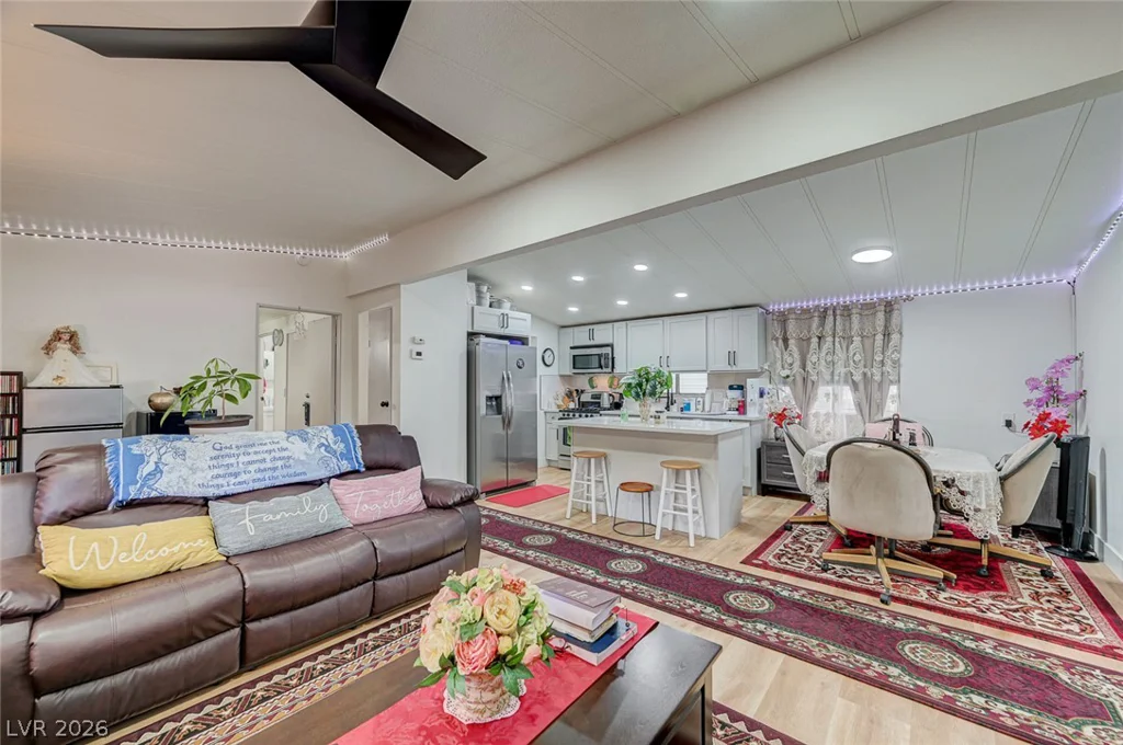 3188 Gavilan, Las Vegas, NV 89122