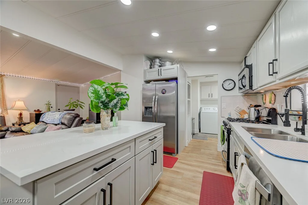 3188 Gavilan, Las Vegas, NV 89122