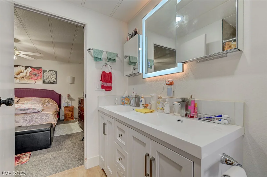 3188 Gavilan, Las Vegas, NV 89122
