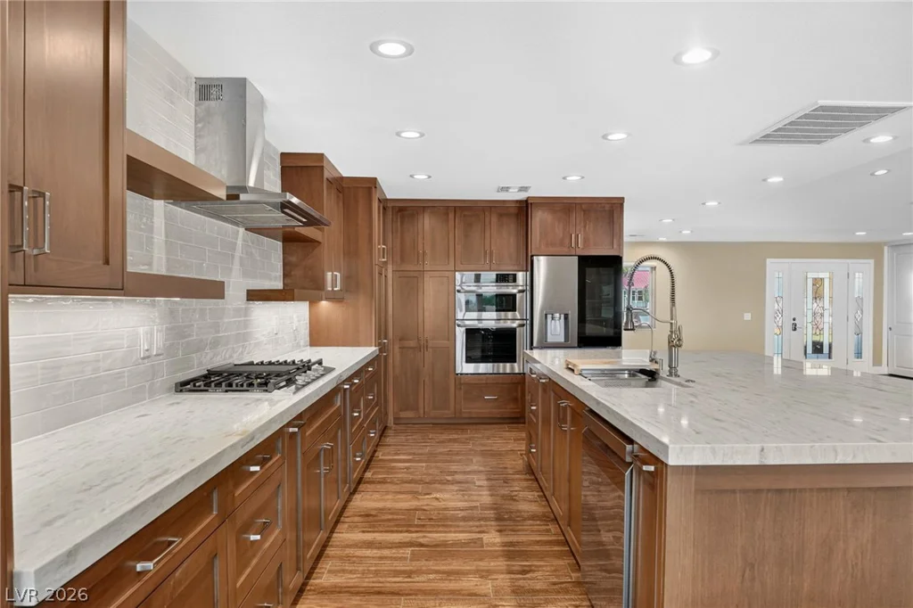 8030 La Cienega, Las Vegas, NV 89123