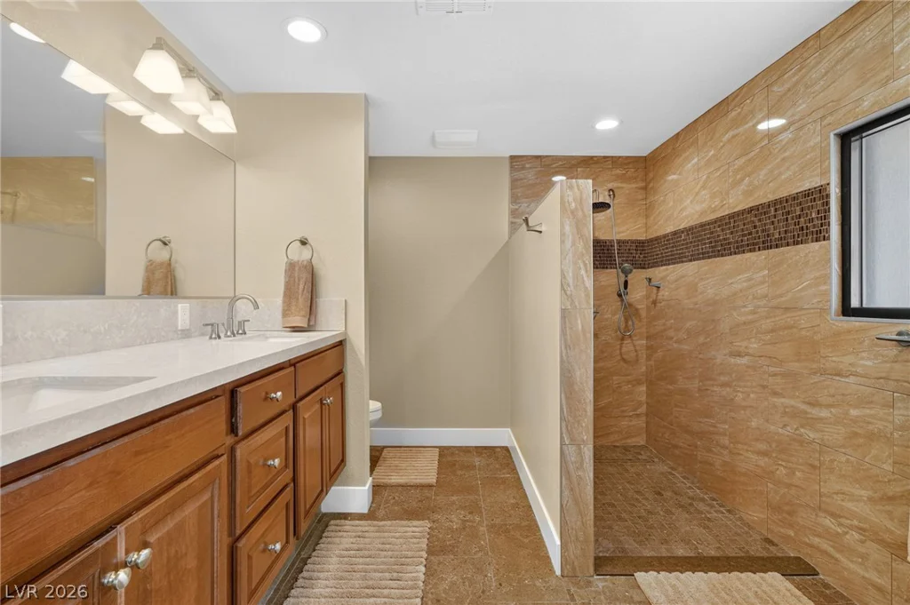 8030 La Cienega, Las Vegas, NV 89123