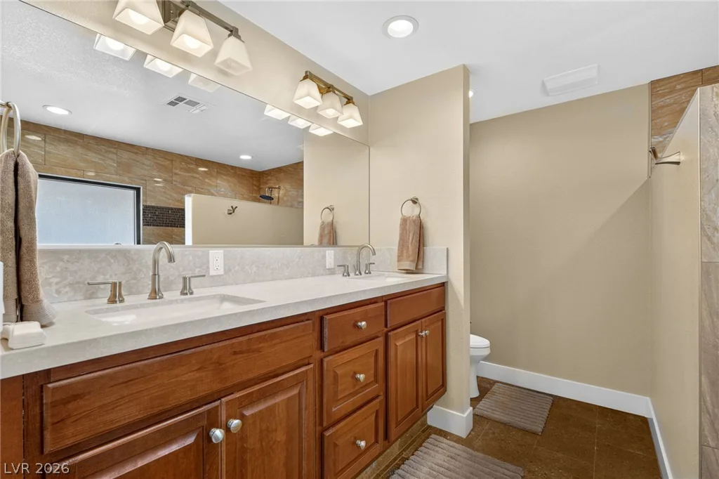 8030 La Cienega, Las Vegas, NV 89123