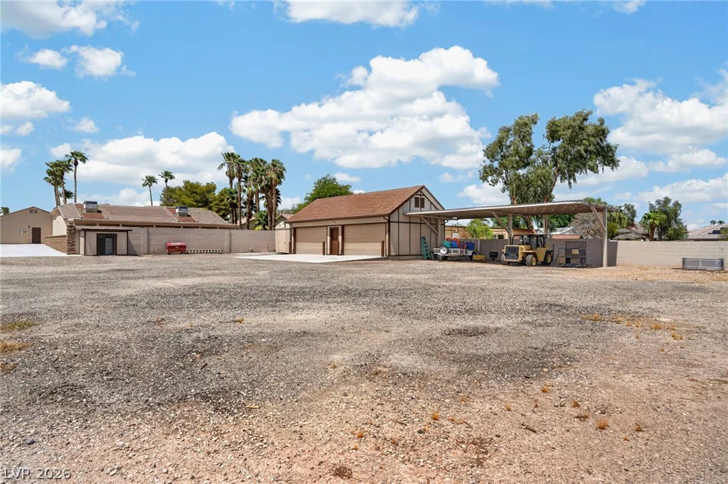 8030 La Cienega, Las Vegas, NV 89123
