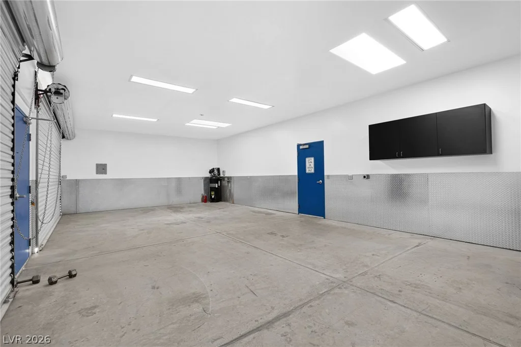 8030 La Cienega, Las Vegas, NV 89123