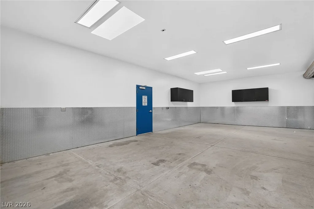 8030 La Cienega, Las Vegas, NV 89123
