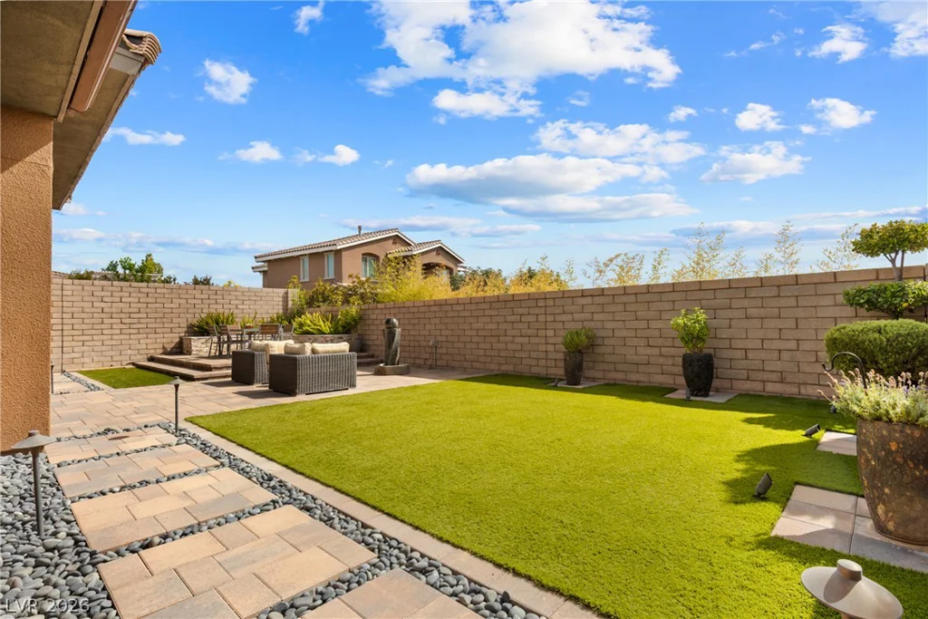 240 Castellari, Las Vegas, NV 89138