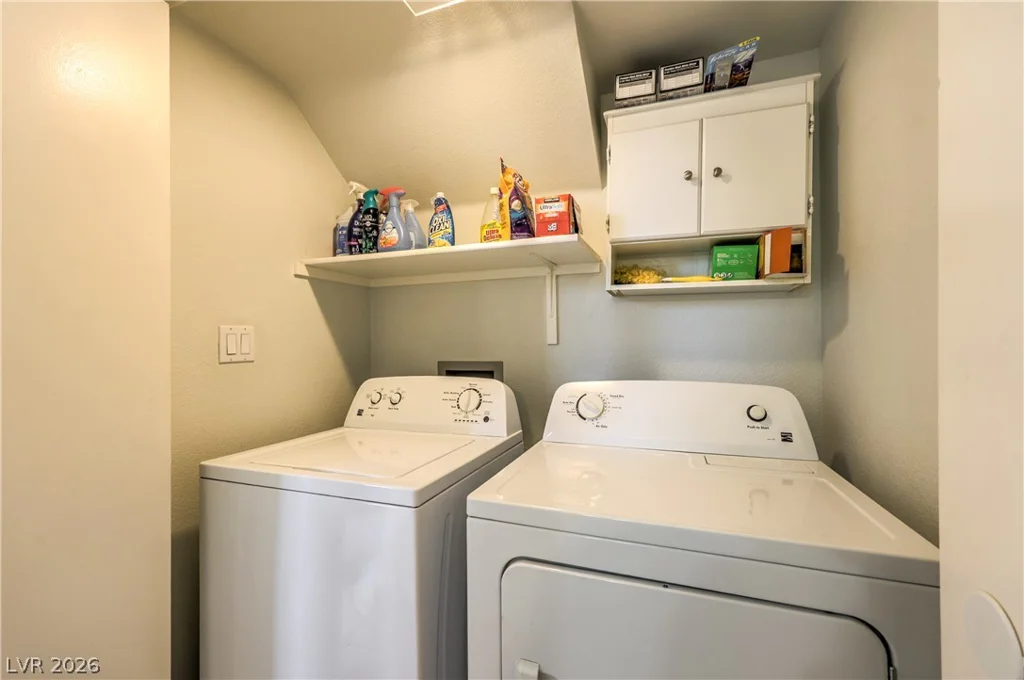 1527 Council Bluff, North Las Vegas, NV 89031