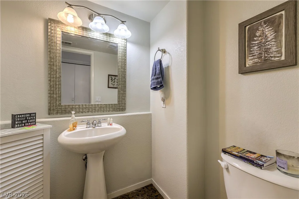 1527 Council Bluff, North Las Vegas, NV 89031