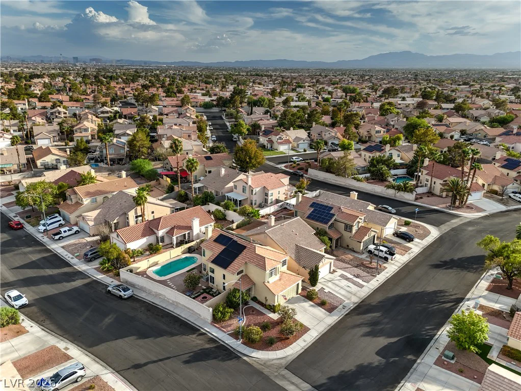 1527 Council Bluff, North Las Vegas, NV 89031