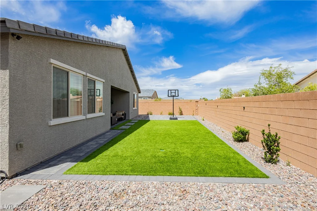 9508 Bombinate, Las Vegas, NV 89139