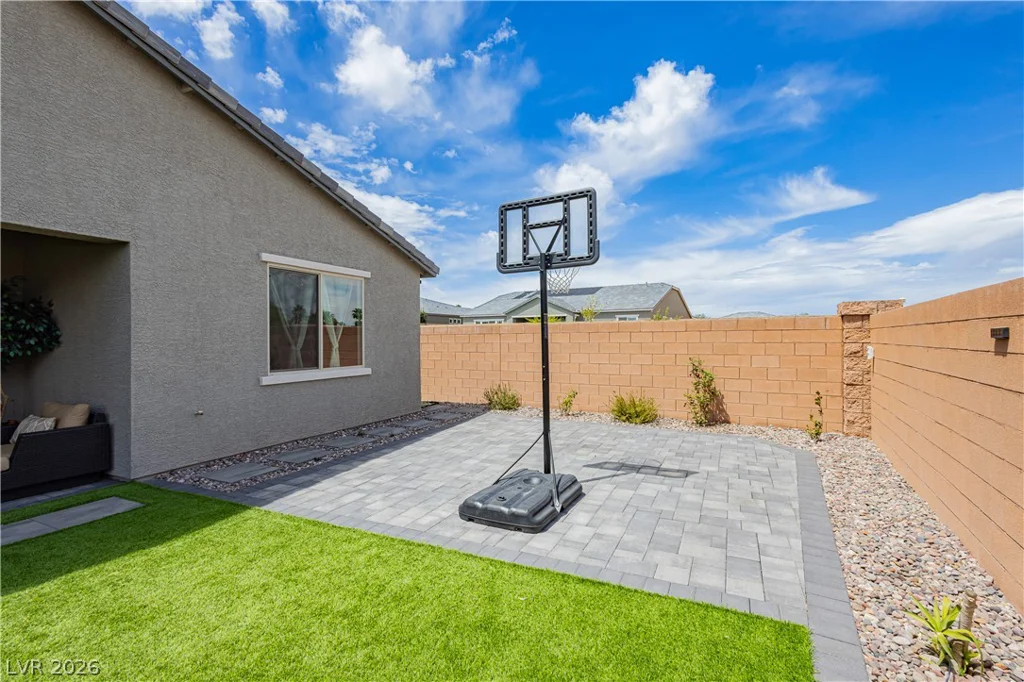 9508 Bombinate, Las Vegas, NV 89139