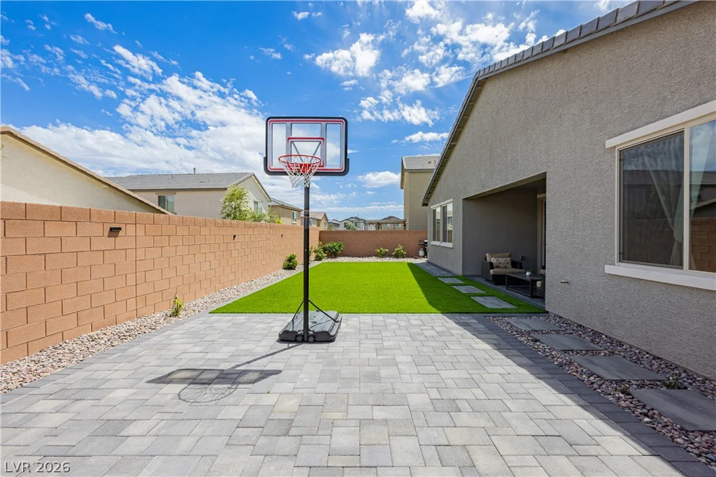 9508 Bombinate, Las Vegas, NV 89139