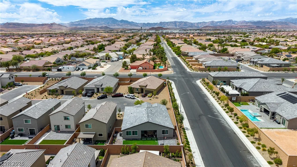 9508 Bombinate, Las Vegas, NV 89139
