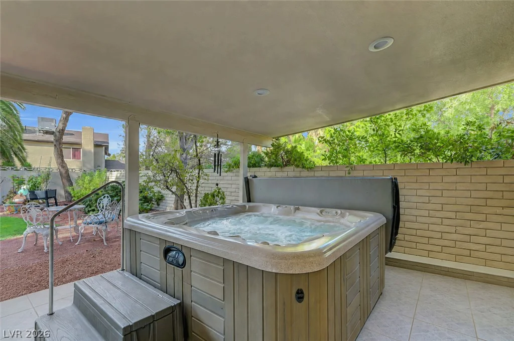 3016 Plaza De Monte, Las Vegas, NV 89102