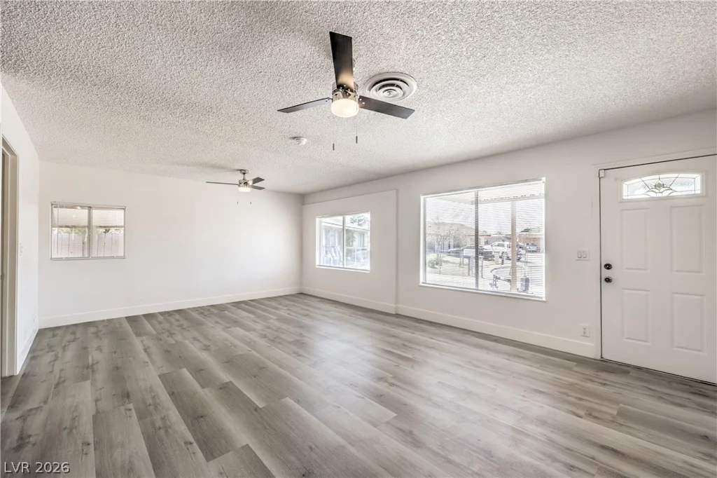 4016 Briar, Las Vegas, NV 89115