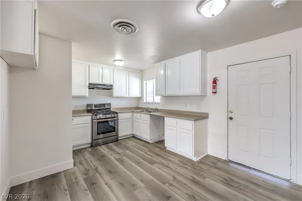 4016 Briar, Las Vegas, NV 89115