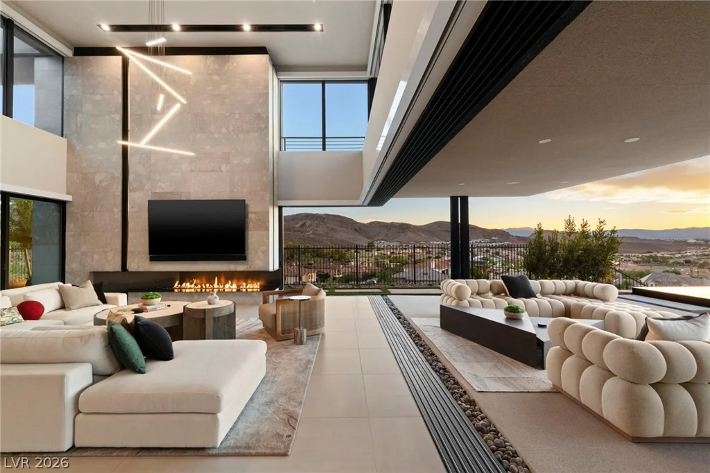 805 Dragons Eye, Henderson, NV 89012