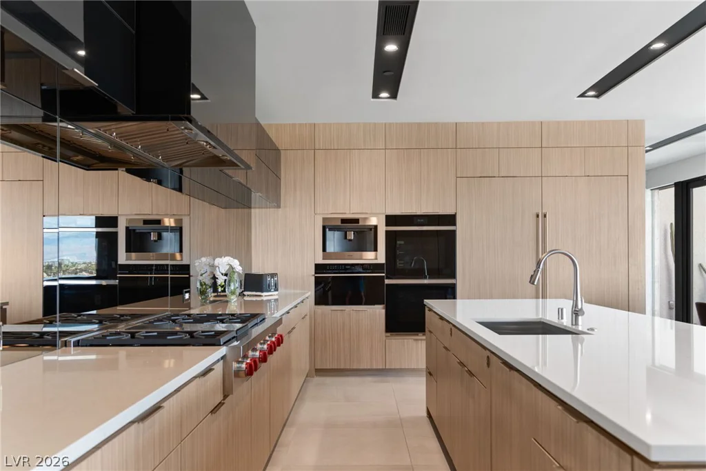805 Dragons Eye, Henderson, NV 89012