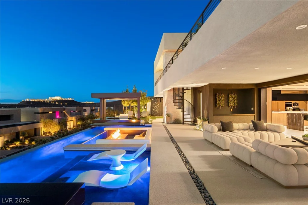 805 Dragons Eye, Henderson, NV 89012