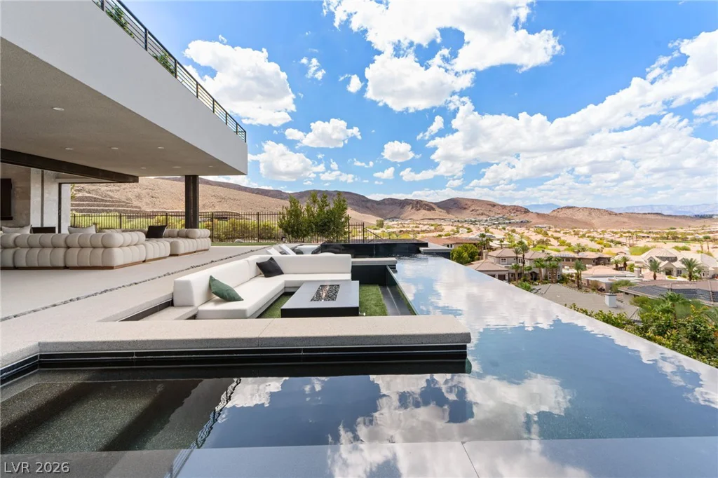 805 Dragons Eye, Henderson, NV 89012