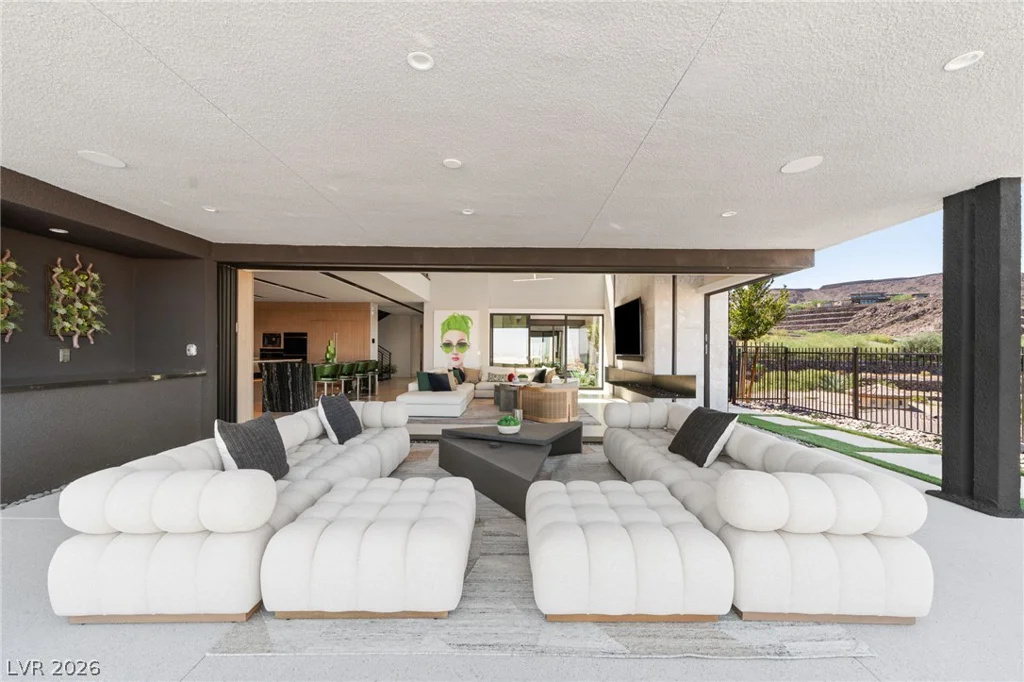 805 Dragons Eye, Henderson, NV 89012