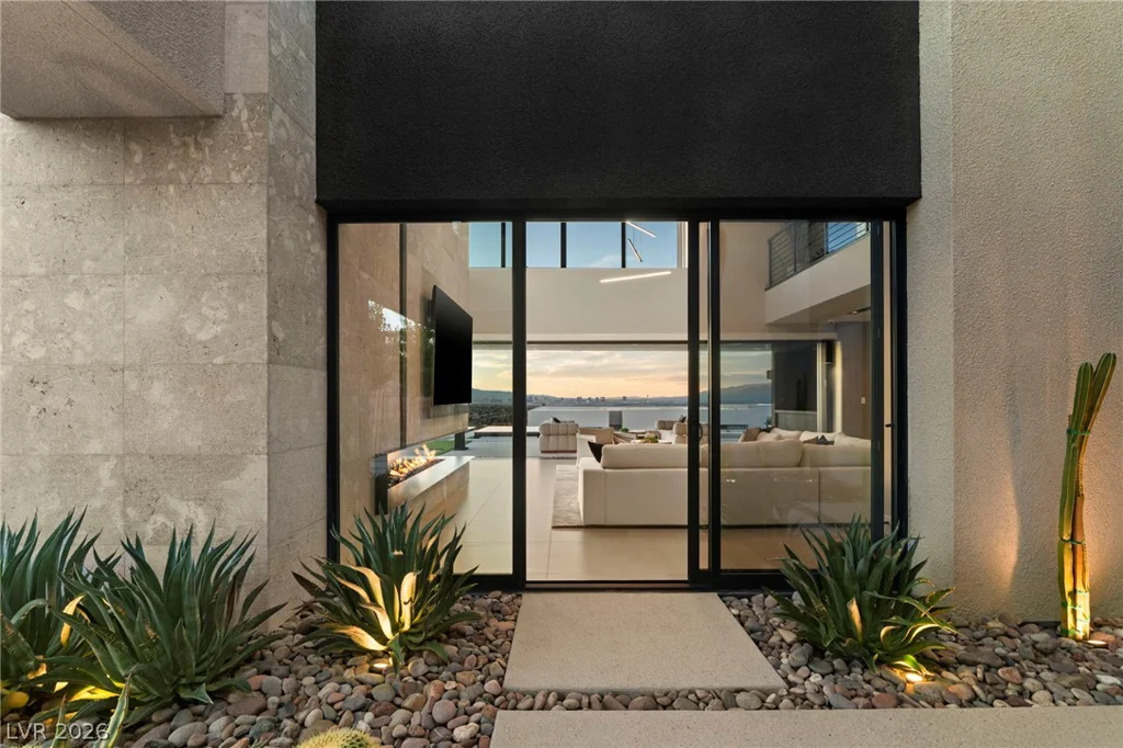 805 Dragons Eye, Henderson, NV 89012