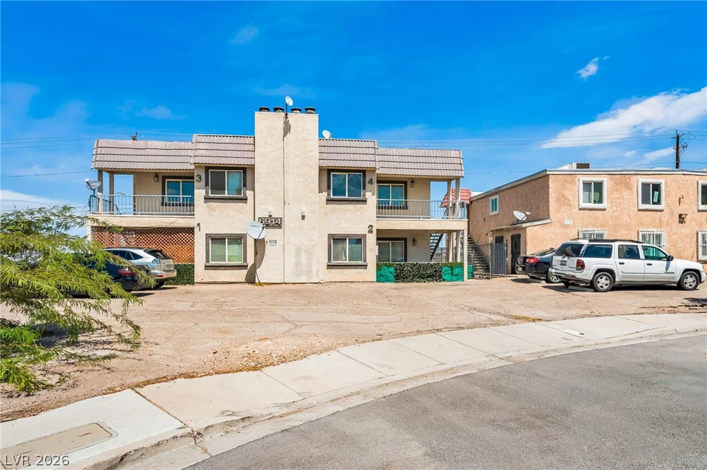 6914 Appleton, Las Vegas, NV 89156