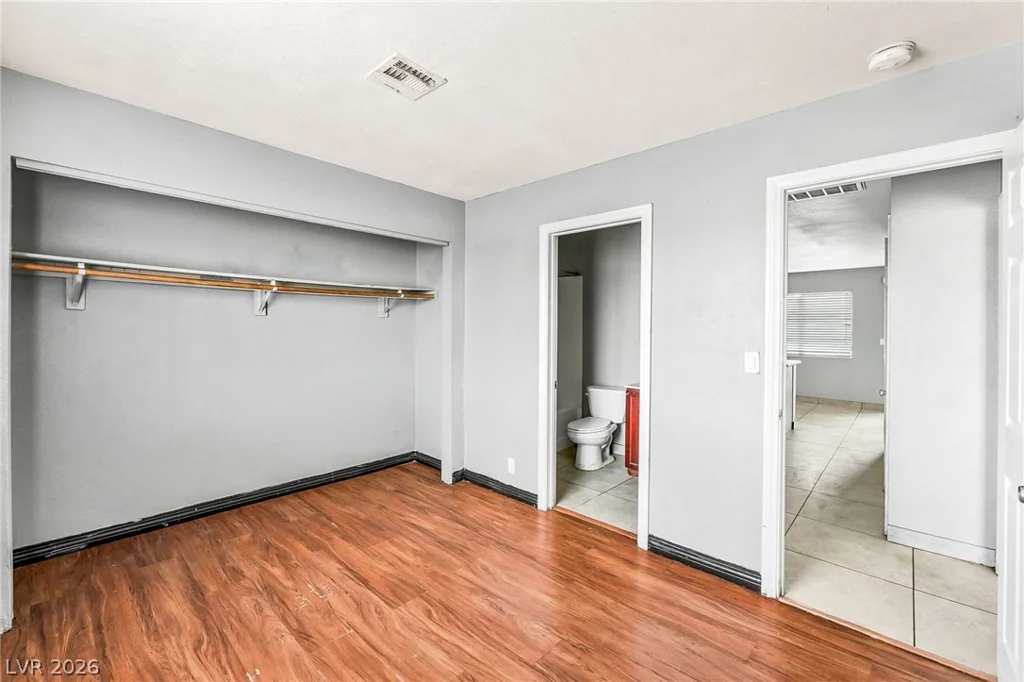 6914 Appleton, Las Vegas, NV 89156