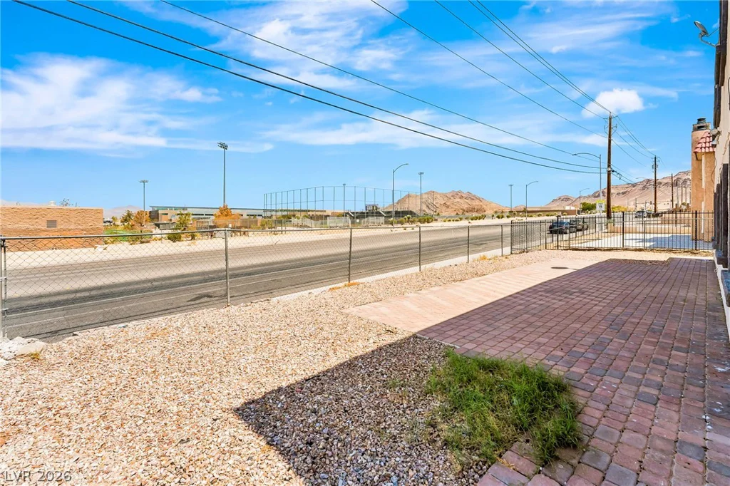 6914 Appleton, Las Vegas, NV 89156