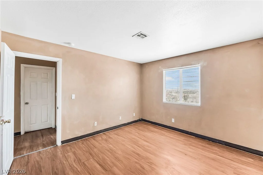 6914 Appleton, Las Vegas, NV 89156