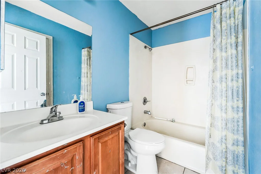 6914 Appleton, Las Vegas, NV 89156