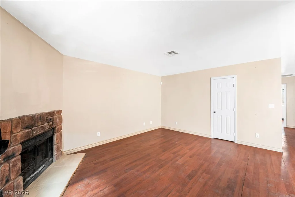 6914 Appleton, Las Vegas, NV 89156