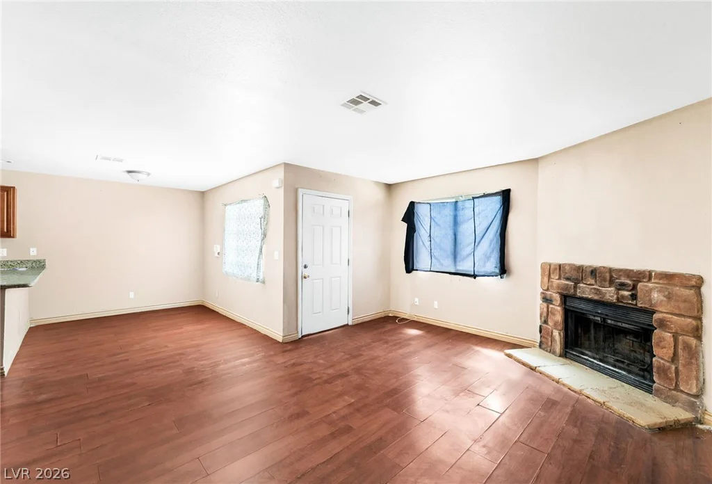 6914 Appleton, Las Vegas, NV 89156