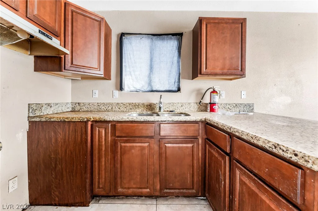 6914 Appleton, Las Vegas, NV 89156