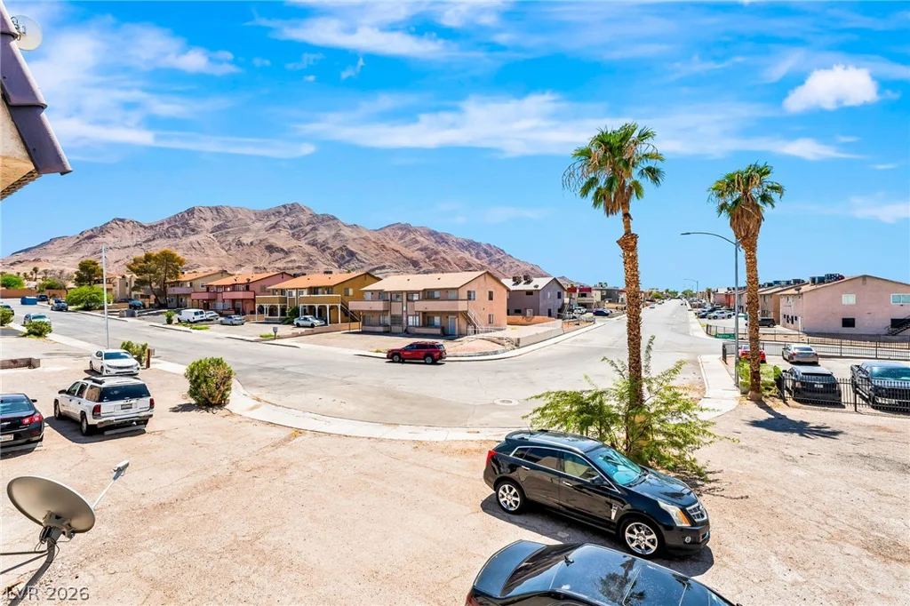 6914 Appleton, Las Vegas, NV 89156