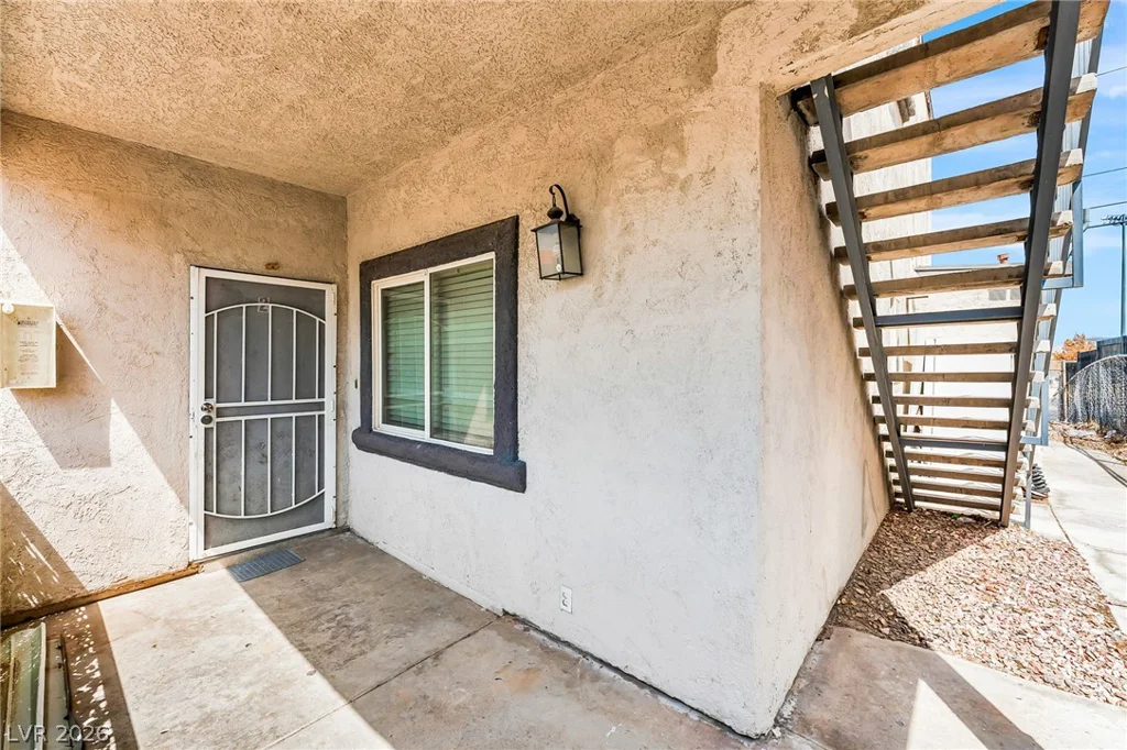 6914 Appleton, Las Vegas, NV 89156