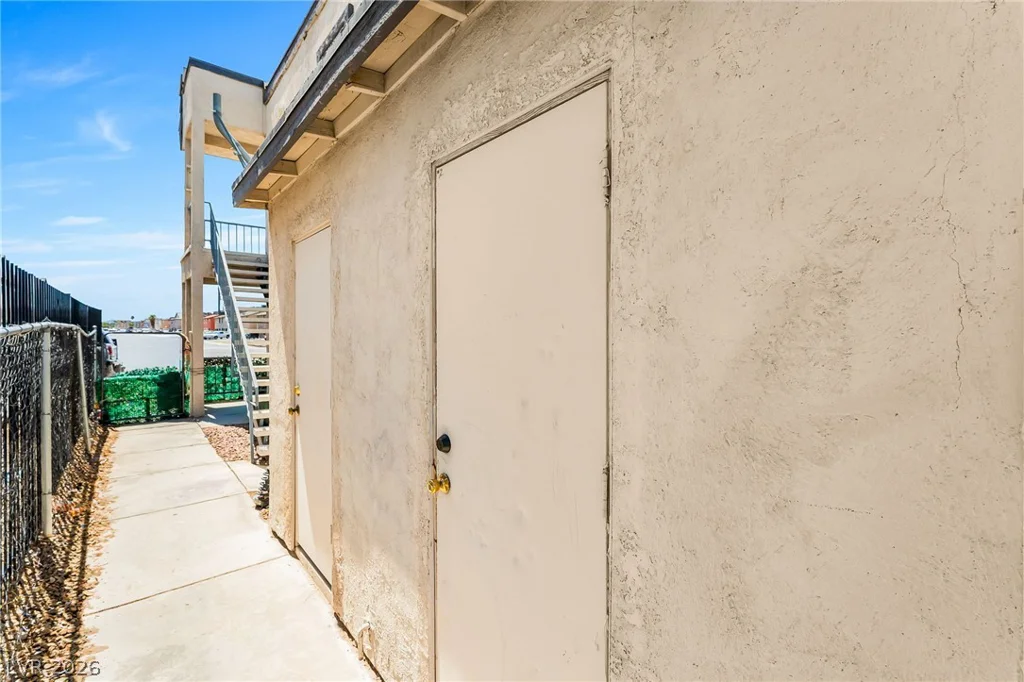 6914 Appleton, Las Vegas, NV 89156