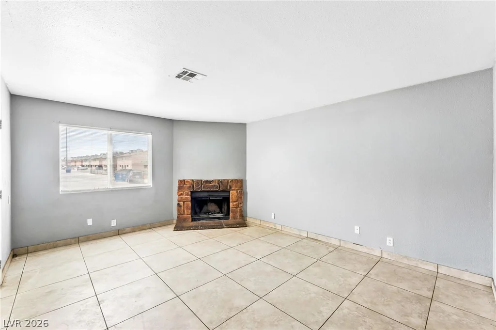 6914 Appleton, Las Vegas, NV 89156