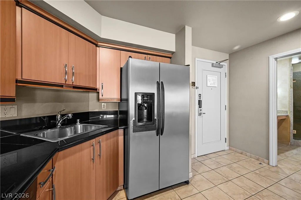 211 Flamingo, Las Vegas, NV 89169