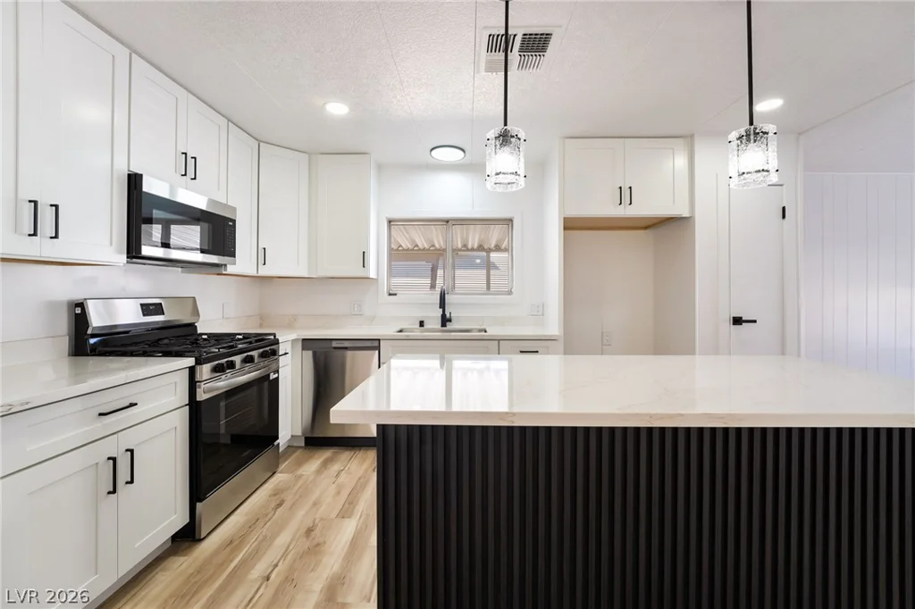 3369 Katmai, Las Vegas, NV 89122