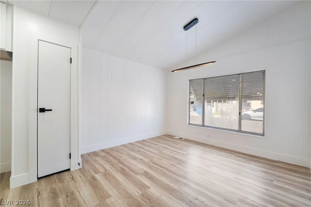 3369 Katmai, Las Vegas, NV 89122