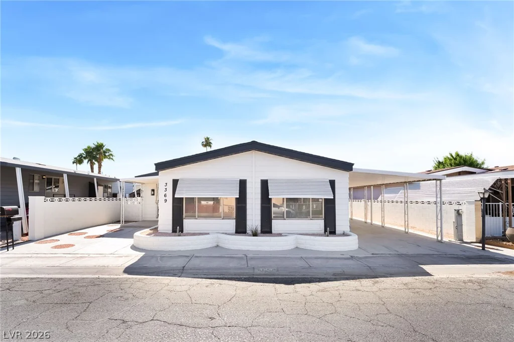 3369 Katmai, Las Vegas, NV 89122