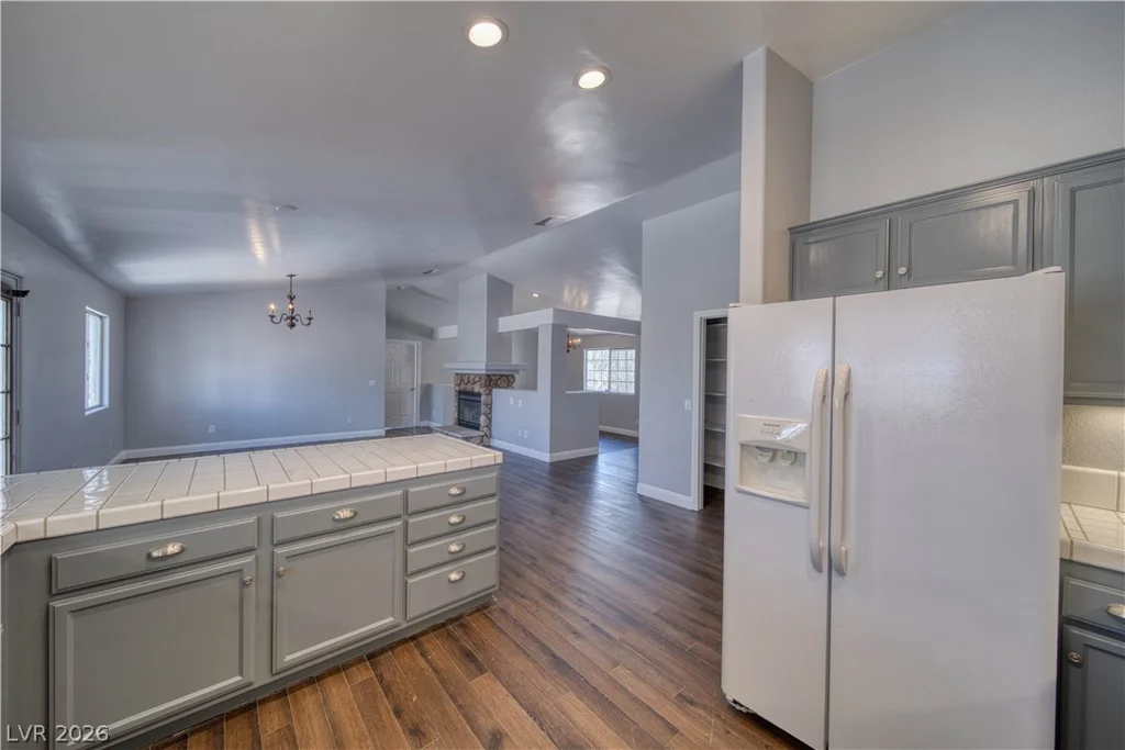 3110 Oakridge, Pahrump, NV 89048