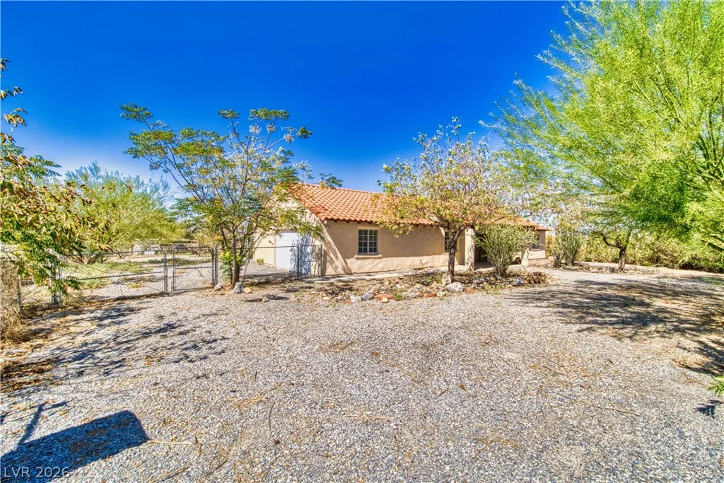 3110 Oakridge, Pahrump, NV 89048