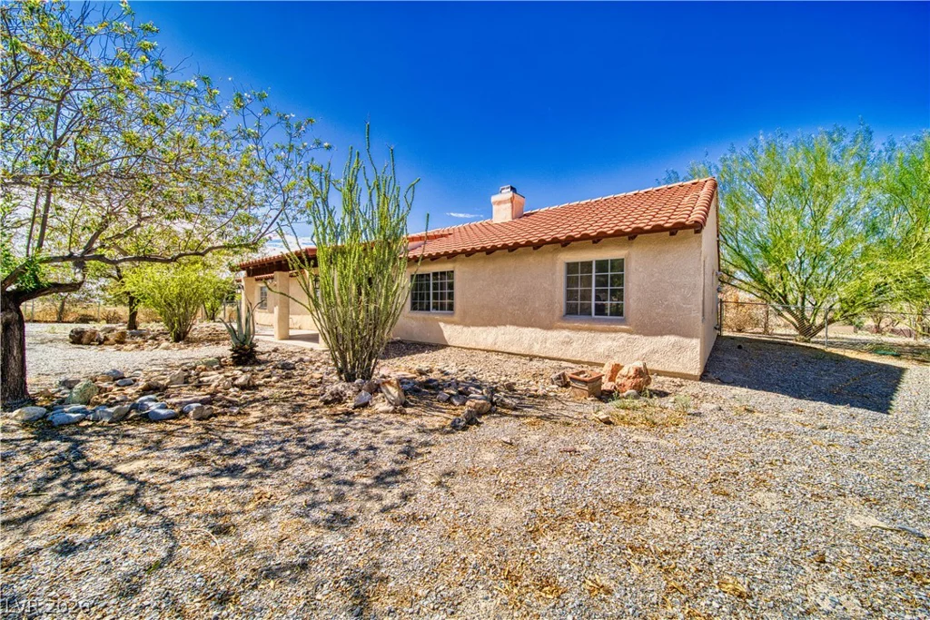 3110 Oakridge, Pahrump, NV 89048