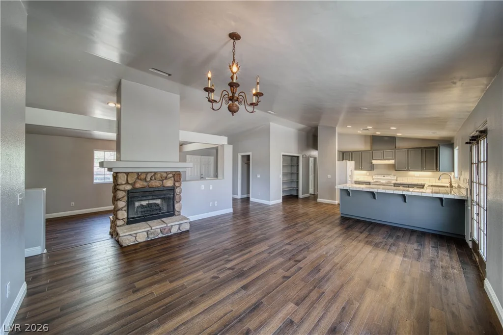 3110 Oakridge, Pahrump, NV 89048
