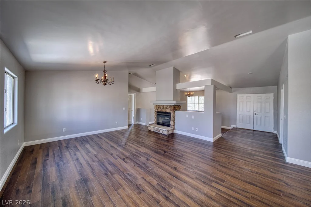 3110 Oakridge, Pahrump, NV 89048