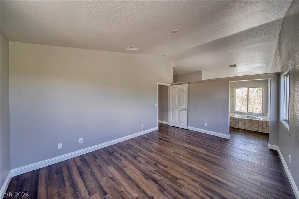 3110 Oakridge, Pahrump, NV 89048