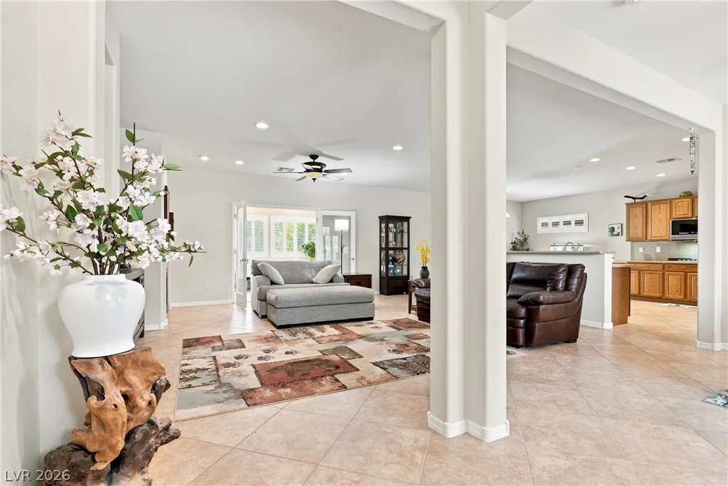 2116 Waterton Rivers, Henderson, NV 89044
